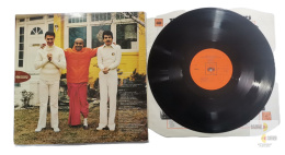 Carlos Santana and Mahavishnu John McLaughlin - Love Devotion Surrender