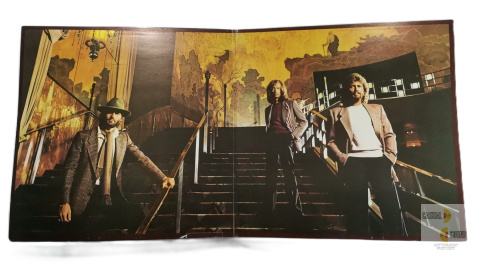 Bee Gees - Living Eyes Bee Gees - Living Eyes
