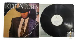 Elton John - Breaking hearts