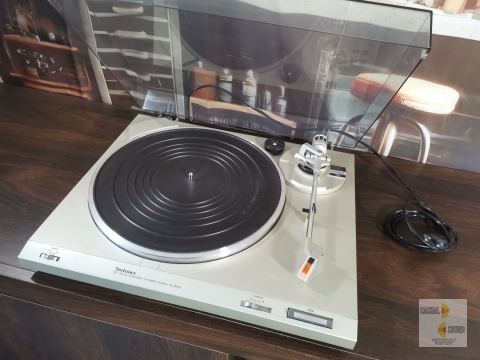 Gramofon Technics SL-B210, full automat, Made in Japan Gramofon Technics SL-B210, full automat, Made in Japan