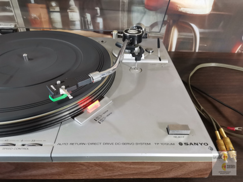 Gramofon Sanyo TP 1012UM , direct drive, Made in Japan Gramofon Sanyo TP 1012UM , direct drive, Made in Japan
