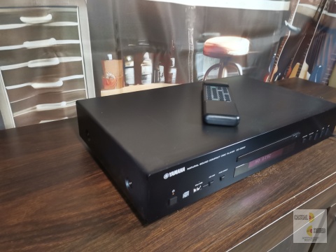 Odtwaracz CD Yamaha CD S300 + pilot Odtwaracz CD Yamaha CD S300 + pilot