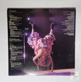Bette Midler - Live at last