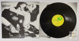 Scorpions - Love at first sting